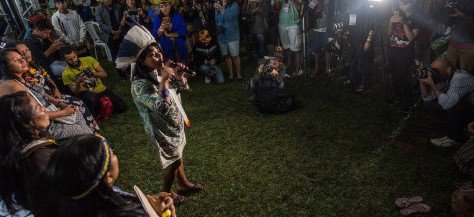 Participação na política e luta pela terra: mulheres indígenas abrem ATL 2018