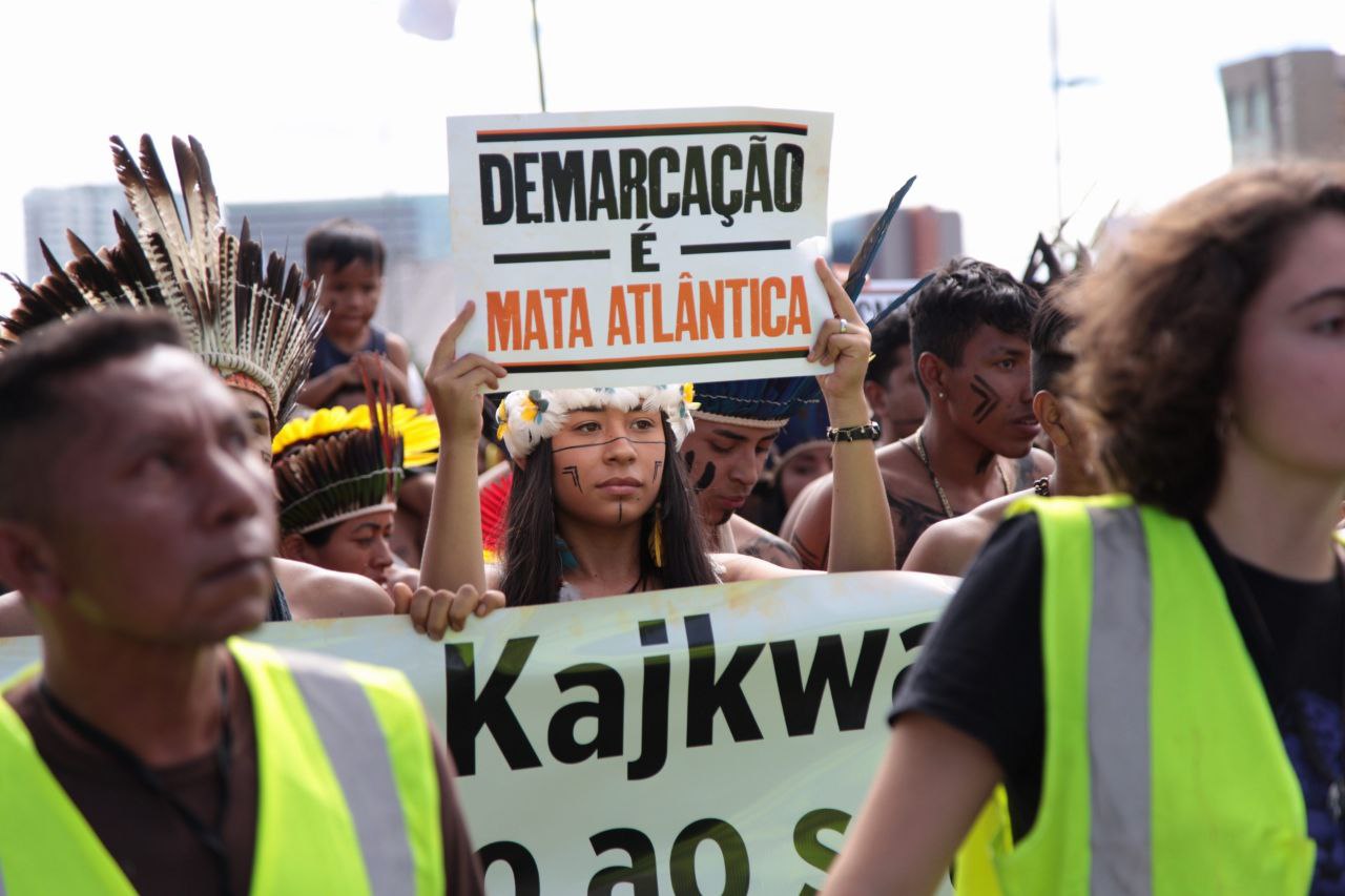 ATL 2023: povos indígenas protestam contra projetos que ameaçam suas vidas